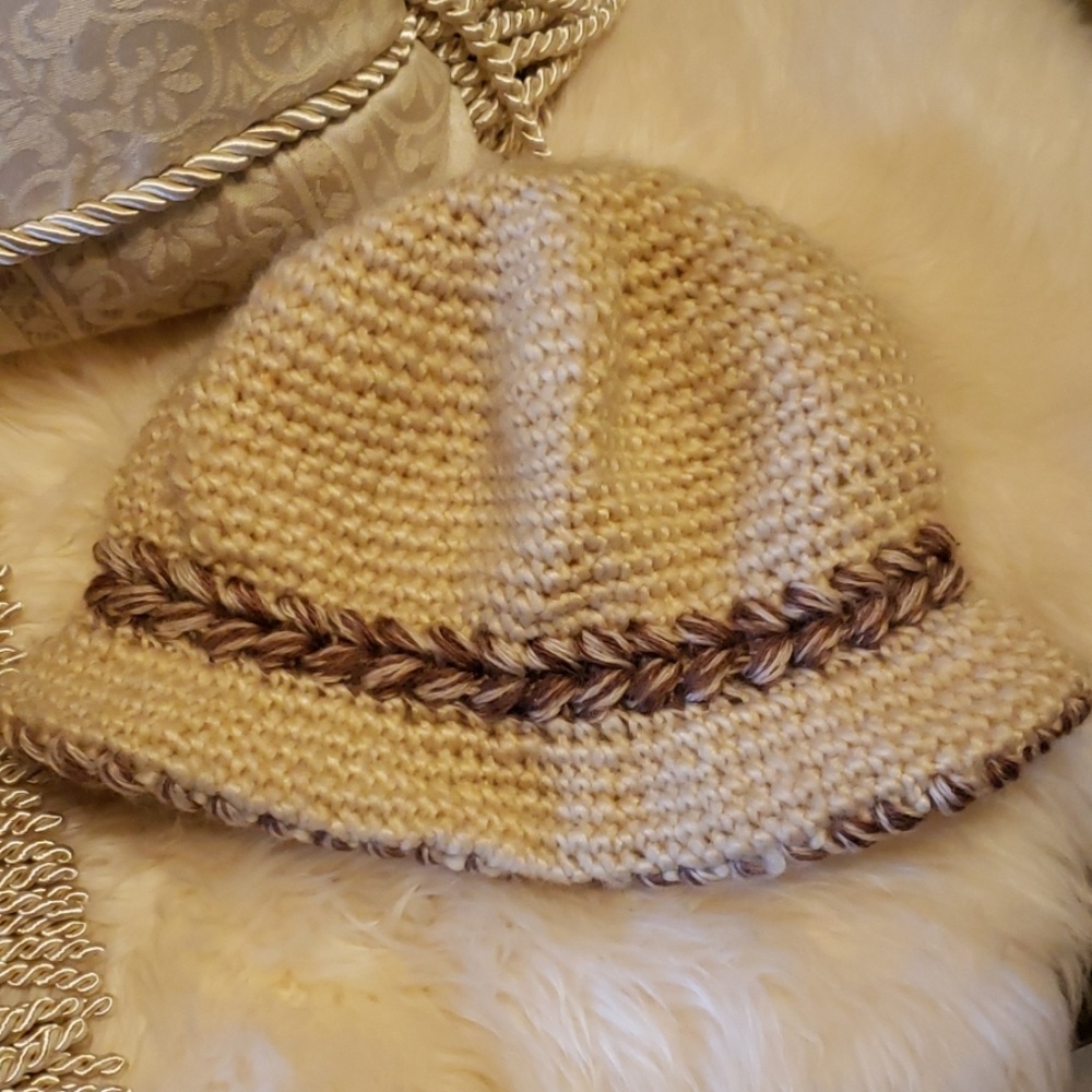 Exquisite Hand Crocheted Hat - image 3